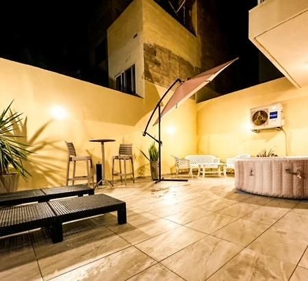 Sliema Jacuzzi Flat Leilighet Eksteriør bilde