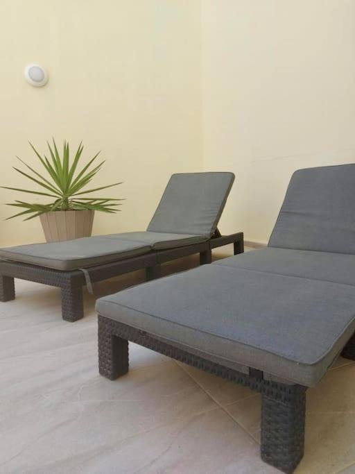 Sliema Jacuzzi Flat Leilighet Eksteriør bilde