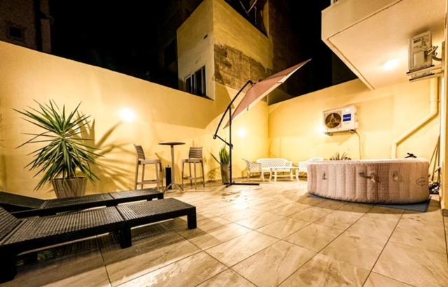 Sliema Jacuzzi Flat Leilighet Eksteriør bilde
