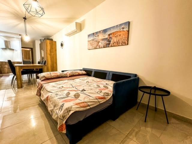 Sliema Jacuzzi Flat Leilighet Eksteriør bilde